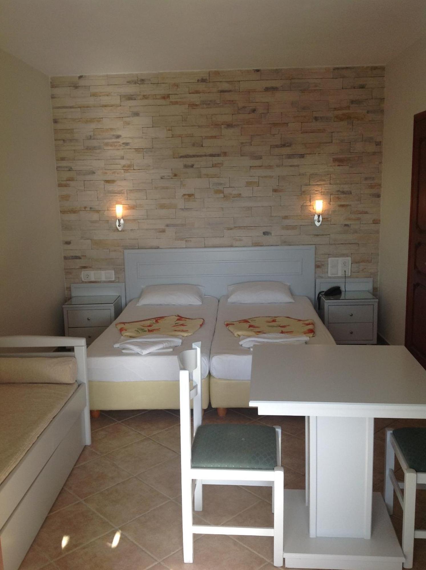 Plaka Hotel I Екстериор снимка
